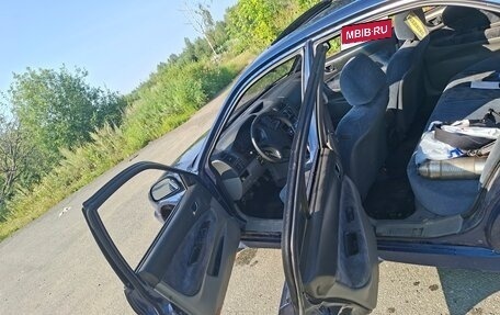 Mitsubishi Galant VIII, 1997 год, 250 000 рублей, 3 фотография