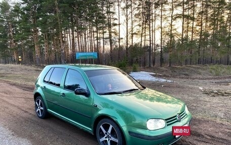 Volkswagen Golf IV, 2000 год, 370 000 рублей, 31 фотография