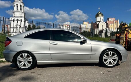 Mercedes-Benz C-Класс, 2002 год, 750 000 рублей, 5 фотография
