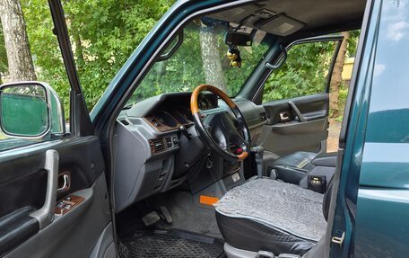 Mitsubishi Pajero III рестайлинг, 1998 год, 950 000 рублей, 17 фотография