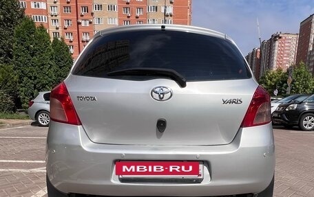 Toyota Yaris III рестайлинг, 2008 год, 625 000 рублей, 4 фотография