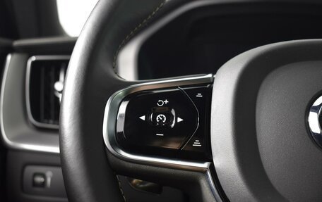 Volvo XC60 II, 2019 год, 4 989 900 рублей, 18 фотография