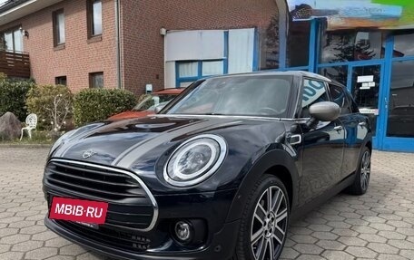 MINI Clubman, 2023 год, 2 511 000 рублей, 3 фотография