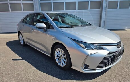 Toyota Corolla, 2023 год, 2 296 000 рублей, 4 фотография