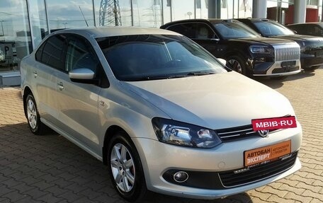 Volkswagen Polo VI (EU Market), 2012 год, 739 000 рублей, 3 фотография