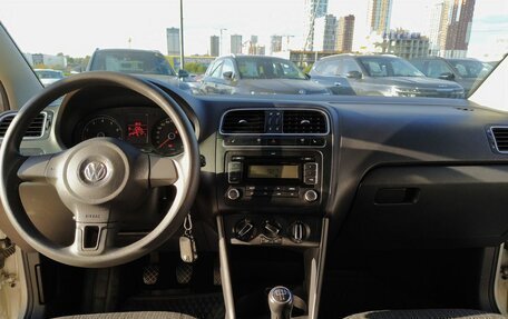 Volkswagen Polo VI (EU Market), 2012 год, 739 000 рублей, 21 фотография