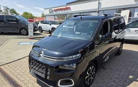 Citroen Berlingo III, 2023 год, 2 268 000 рублей, 1 фотография