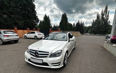 Mercedes-Benz C-Класс, 2012 год, 1 900 000 рублей, 6 фотография