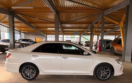 Toyota Camry, 2017 год, 1 450 000 рублей, 2 фотография