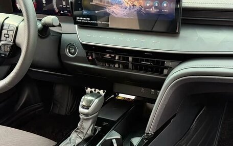 Toyota Camry, 2025 год, 3 760 000 рублей, 9 фотография