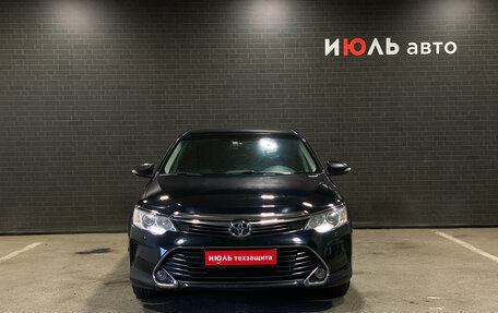 Toyota Camry, 2016 год, 2 080 000 рублей, 2 фотография