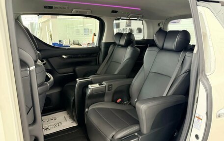 Toyota Alphard III, 2020 год, 5 250 000 рублей, 25 фотография
