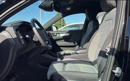 Volvo XC40 I, 2023 год, 2 999 000 рублей, 9 фотография