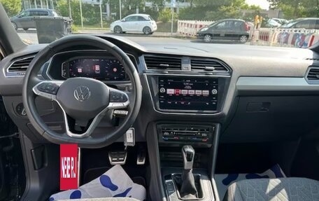 Volkswagen Tiguan II, 2023 год, 3 261 000 рублей, 6 фотография