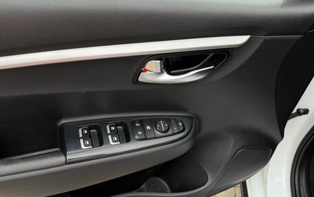 KIA Rio IV, 2020 год, 1 890 000 рублей, 6 фотография