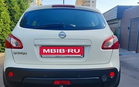 Nissan Qashqai, 2011 год, 900 000 рублей, 10 фотография