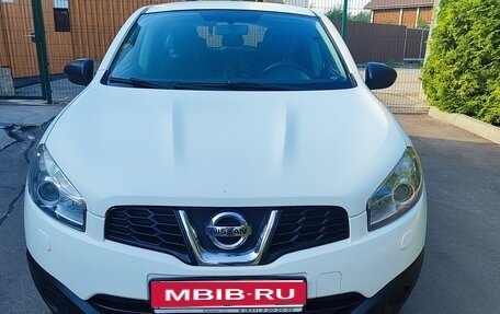 Nissan Qashqai, 2011 год, 900 000 рублей, 2 фотография