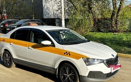 Skoda Rapid II, 2021 год, 1 300 000 рублей, 2 фотография