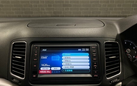 Volkswagen Sharan II, 2011 год, 1 415 000 рублей, 13 фотография