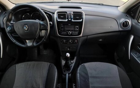 Renault Sandero II рестайлинг, 2016 год, 590 000 рублей, 9 фотография