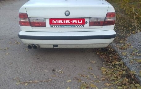 BMW 5 серия, 1988 год, 190 000 рублей, 3 фотография