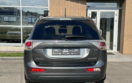 Mitsubishi Outlander III рестайлинг 3, 2013 год, 1 190 000 рублей, 5 фотография