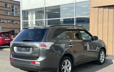 Mitsubishi Outlander III рестайлинг 3, 2013 год, 1 190 000 рублей, 6 фотография