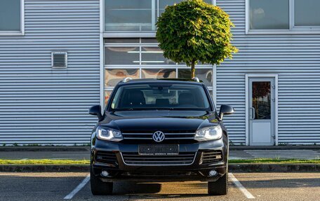 Volkswagen Touareg III, 2014 год, 1 795 000 рублей, 2 фотография