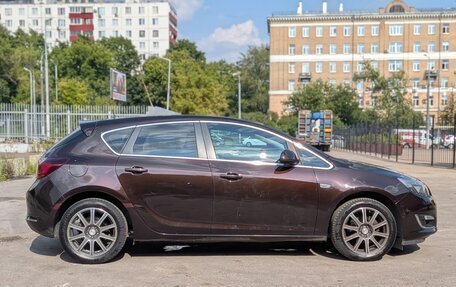 Opel Astra J, 2014 год, 940 000 рублей, 8 фотография