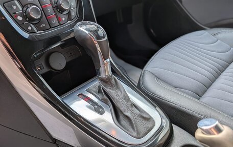 Opel Astra J, 2014 год, 940 000 рублей, 12 фотография