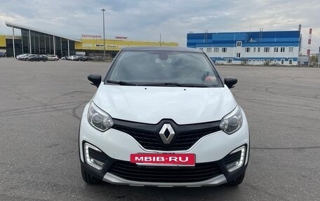 Renault Kaptur I рестайлинг, 2016 год, 1 400 000 рублей, 2 фотография