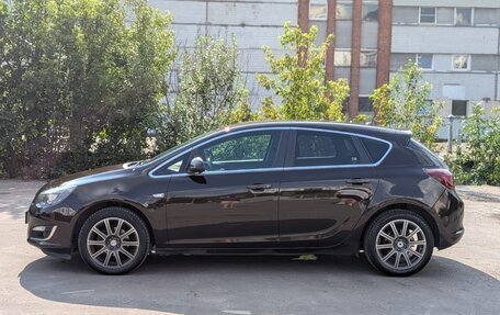 Opel Astra J, 2014 год, 940 000 рублей, 17 фотография