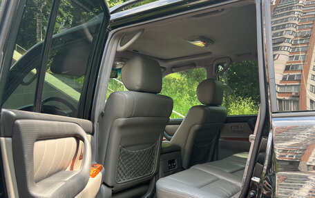 Toyota Land Cruiser 100 рестайлинг 2, 2006 год, 1 850 000 рублей, 3 фотография