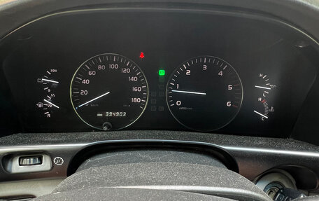 Toyota Land Cruiser 100 рестайлинг 2, 2006 год, 1 850 000 рублей, 14 фотография