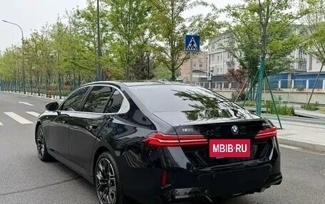 BMW 5 серия, 2026 год, 6 300 000 рублей, 4 фотография