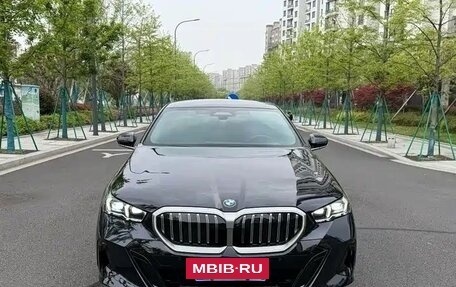 BMW 5 серия, 2026 год, 6 300 000 рублей, 2 фотография