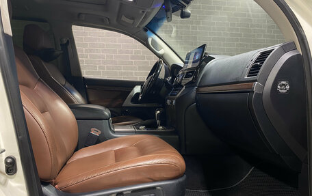 Toyota Land Cruiser 200, 2015 год, 5 500 000 рублей, 10 фотография