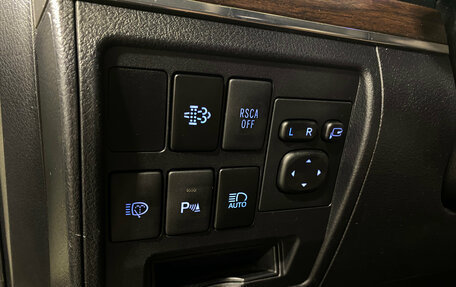Toyota Land Cruiser 200, 2015 год, 5 500 000 рублей, 16 фотография