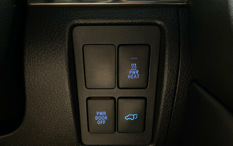 Toyota Land Cruiser 200, 2015 год, 5 500 000 рублей, 24 фотография