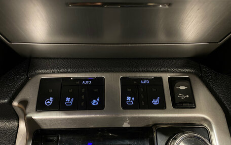 Toyota Land Cruiser 200, 2015 год, 5 500 000 рублей, 23 фотография