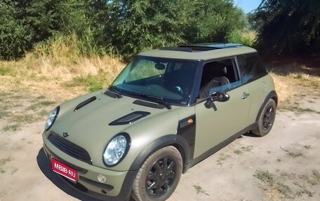 MINI Hatch, 2004 год, 500 000 рублей, 1 фотография