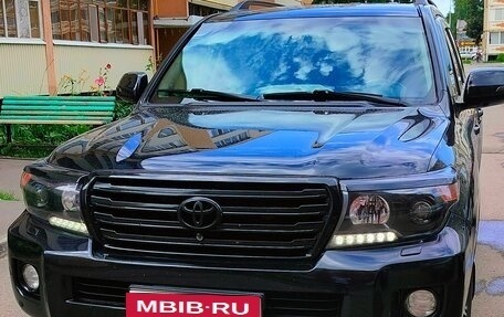 Toyota Land Cruiser 200, 2013 год, 2 970 000 рублей, 24 фотография