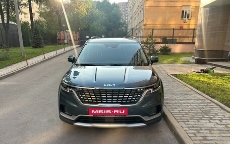 KIA Carnival, 2023 год, 4 850 000 рублей, 2 фотография