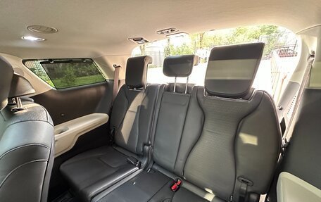 KIA Carnival, 2023 год, 4 850 000 рублей, 17 фотография