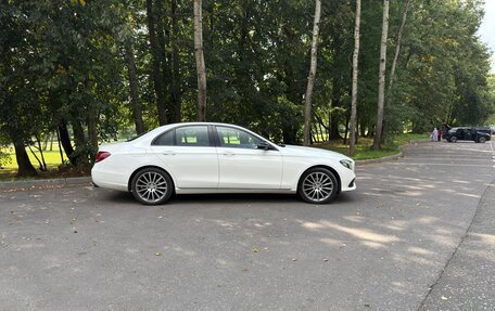 Mercedes-Benz E-Класс, 2016 год, 2 350 000 рублей, 4 фотография