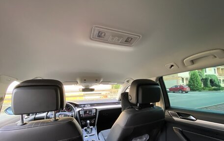 Volkswagen Passat B8 рестайлинг, 2016 год, 2 420 000 рублей, 14 фотография