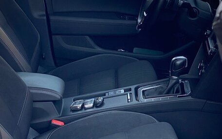 Volkswagen Passat B8 рестайлинг, 2016 год, 2 420 000 рублей, 21 фотография