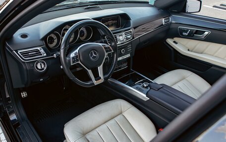 Mercedes-Benz E-Класс, 2015 год, 2 295 000 рублей, 13 фотография