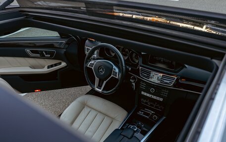 Mercedes-Benz E-Класс, 2015 год, 2 295 000 рублей, 26 фотография