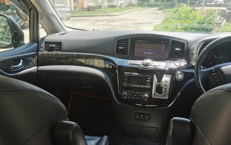 Nissan Elgrand III, 2020 год, 3 500 000 рублей, 12 фотография